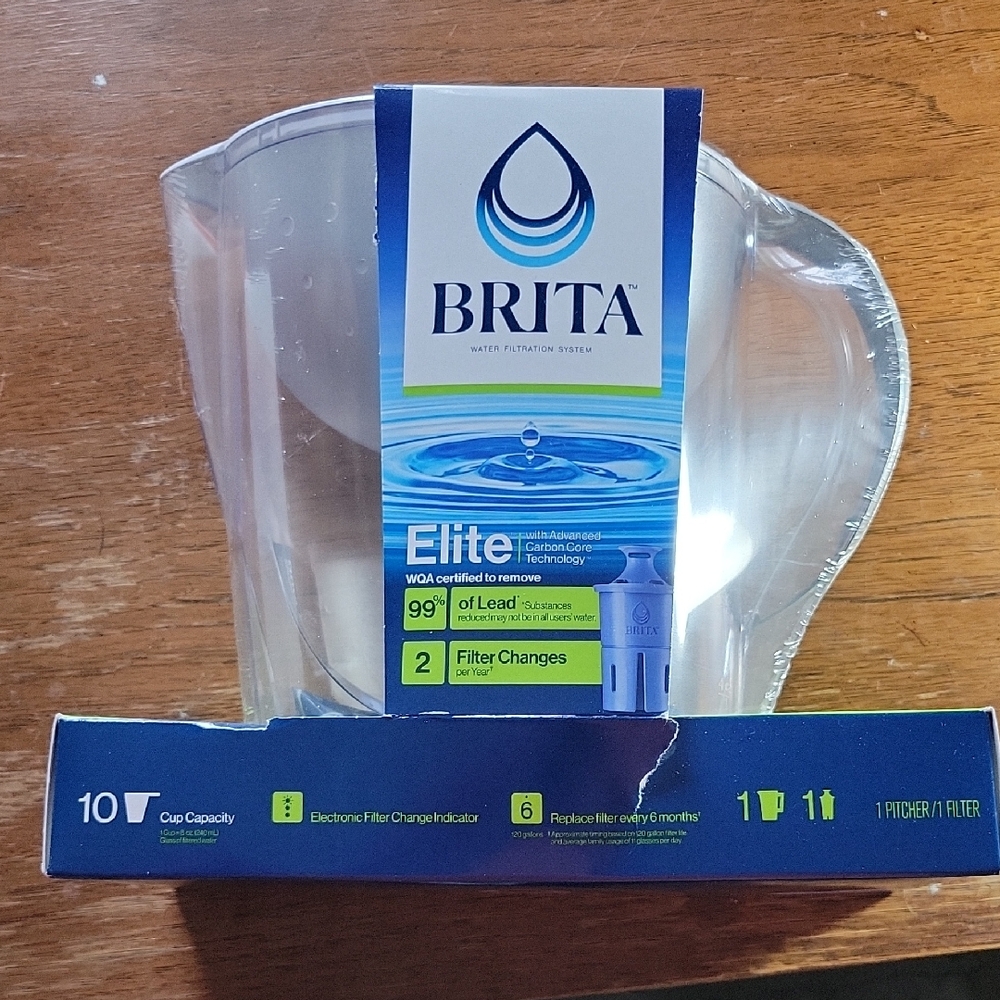 Brita Elite Clear Pitcher with Blue Accents